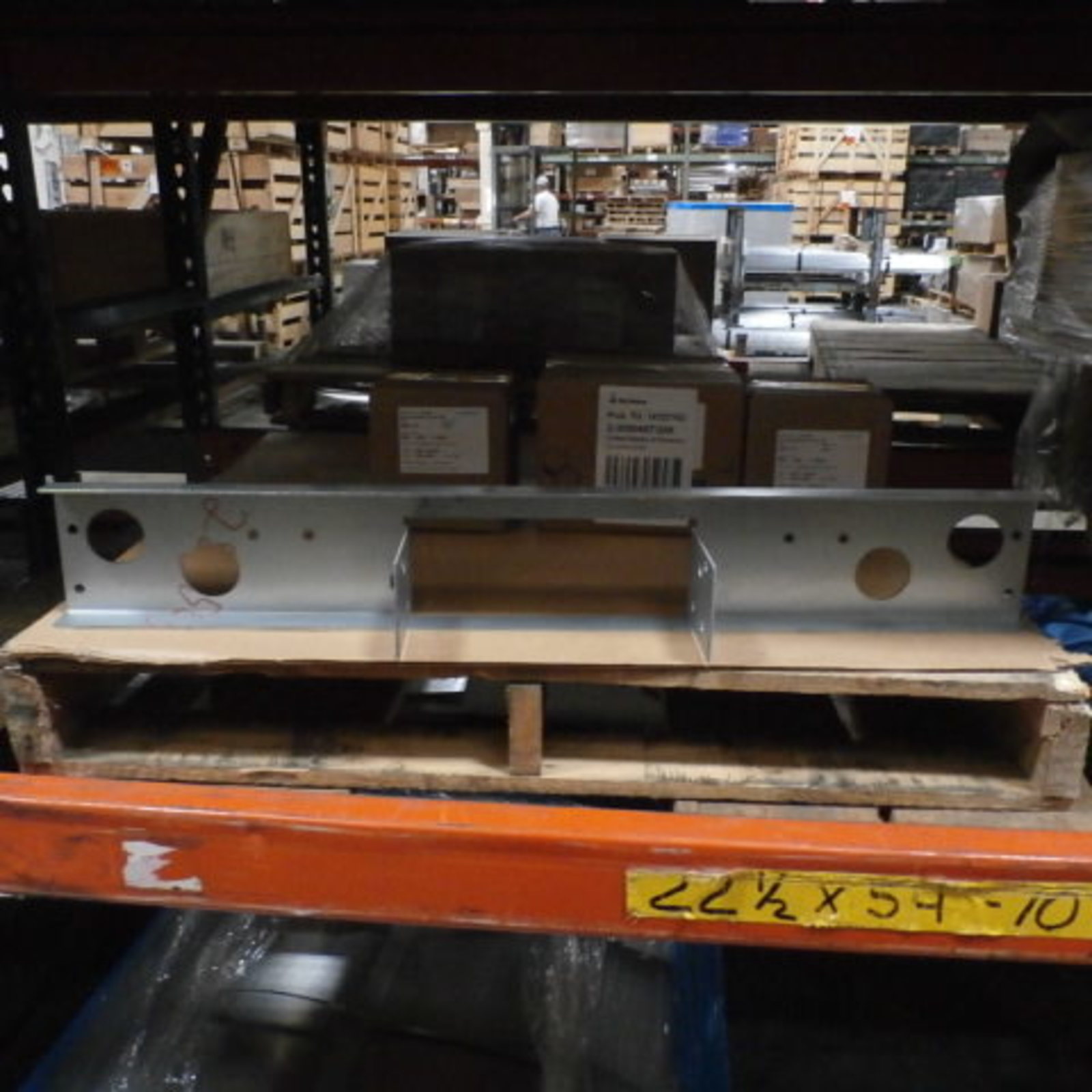 IDLER MAIN BRACKET SUPPORT V19 NXB-3 10XX